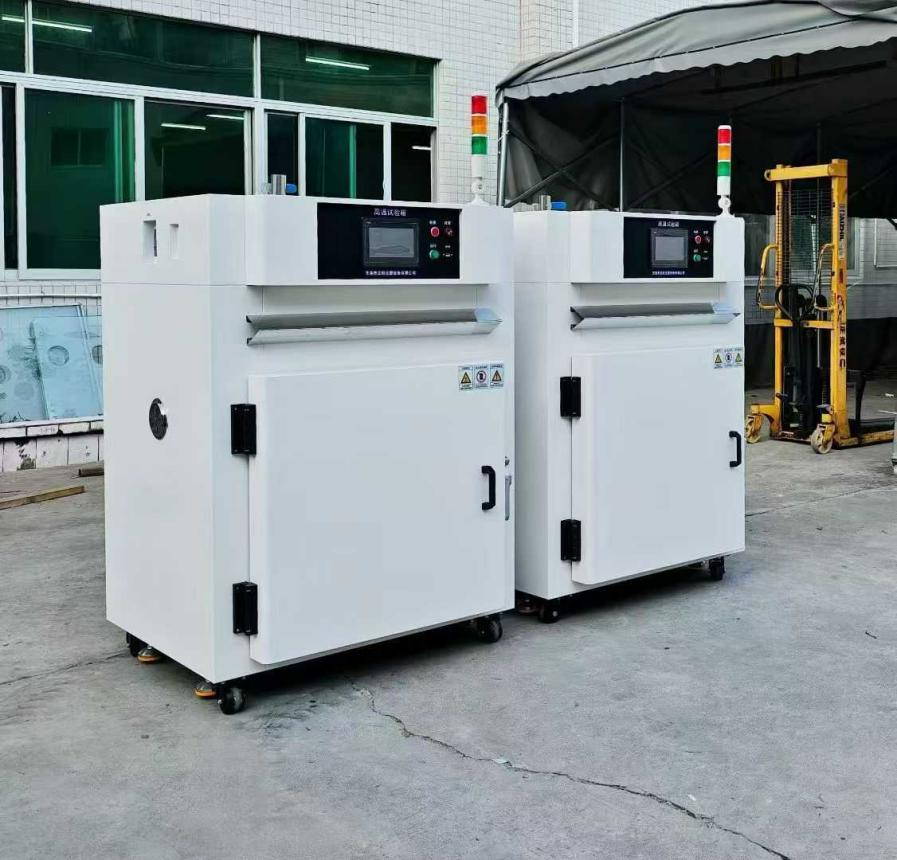 2台高温试验箱发货成都客户公司